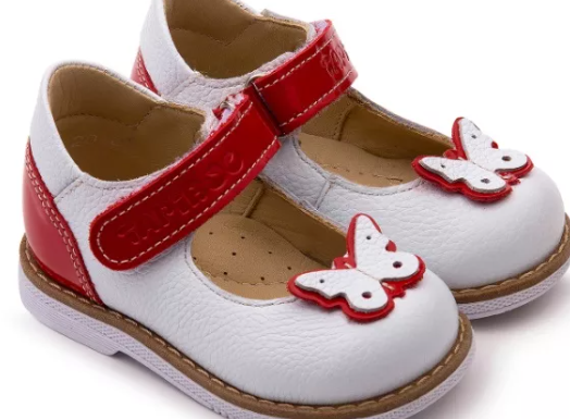 Фотография к новости Какую обувь выбрать для маленького ребенка
