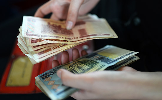 Фотография к новости Правительство Белоруссии отменило налог на покупку иностранной валюты на бирже