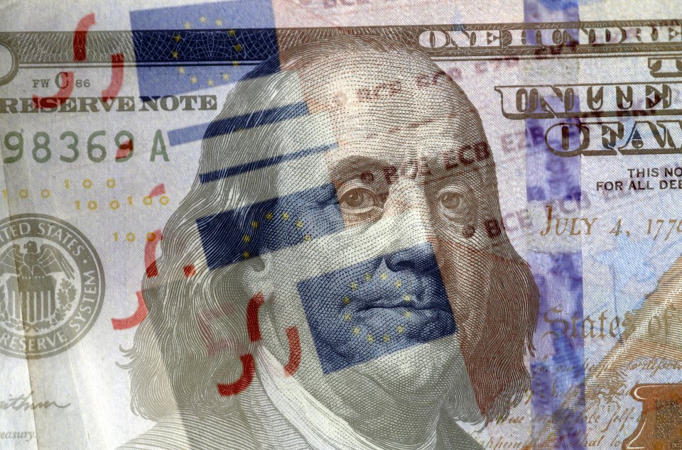 Фотография к новости Будет ли евро стоить как доллар?